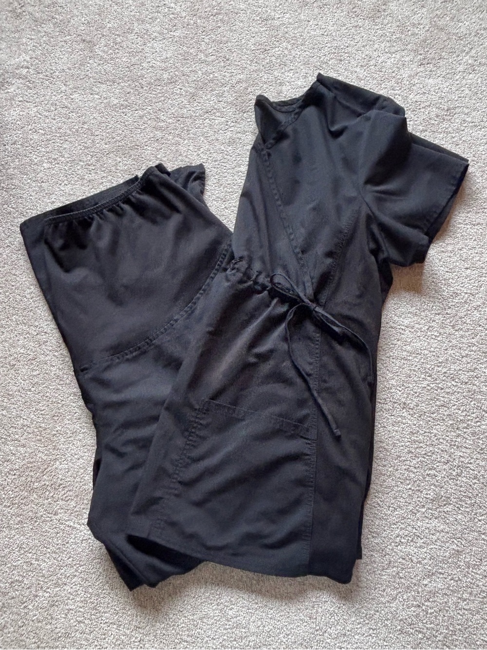 Maternity scrub set